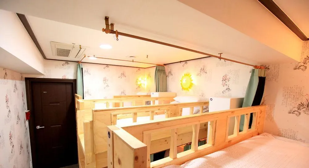 Hi Korea Guesthouse Busan